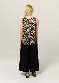 Bel Kazan - Lyra Sleeveless V-neck Top
