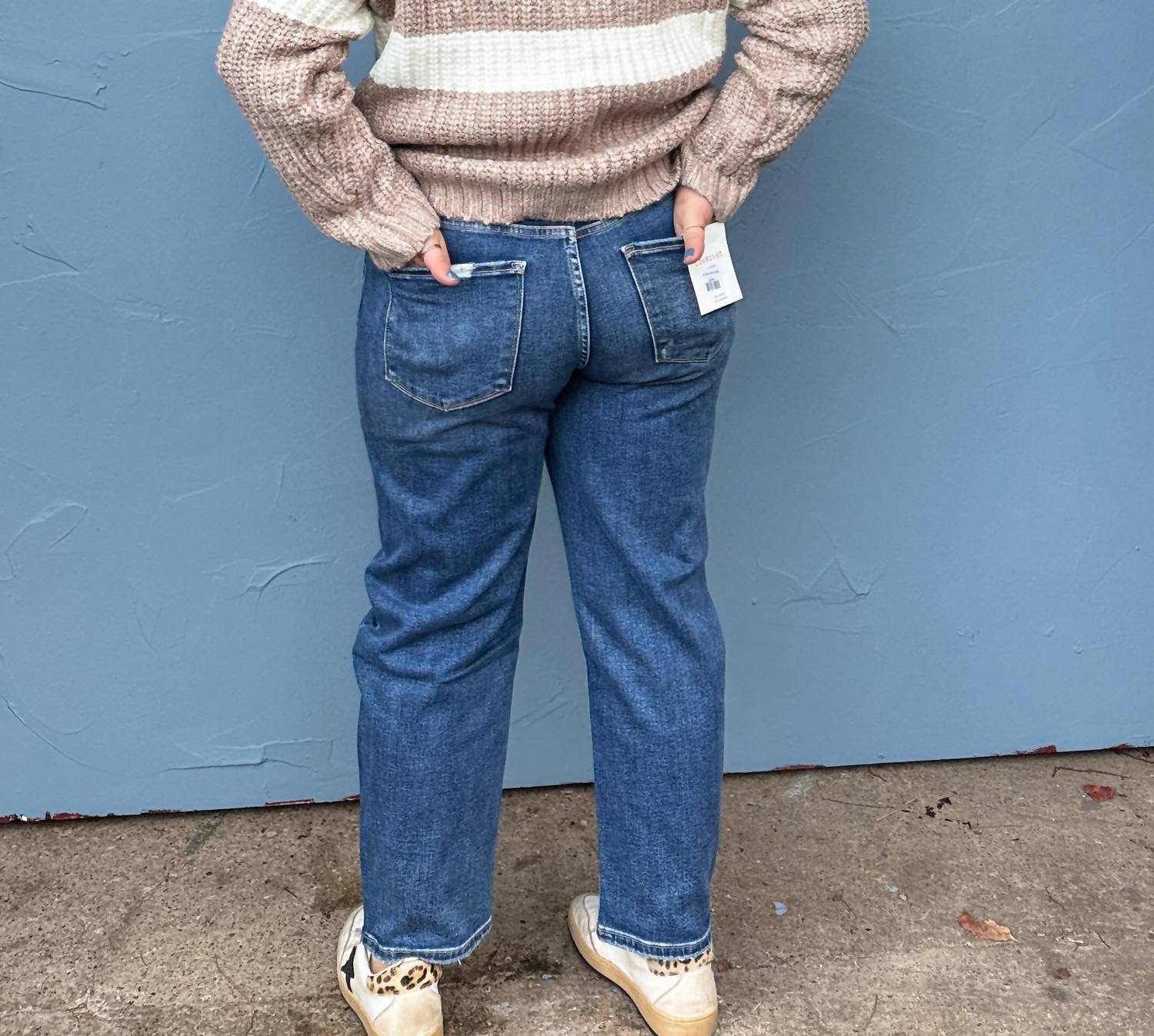 Lovervet - High-rise Barrel Jean