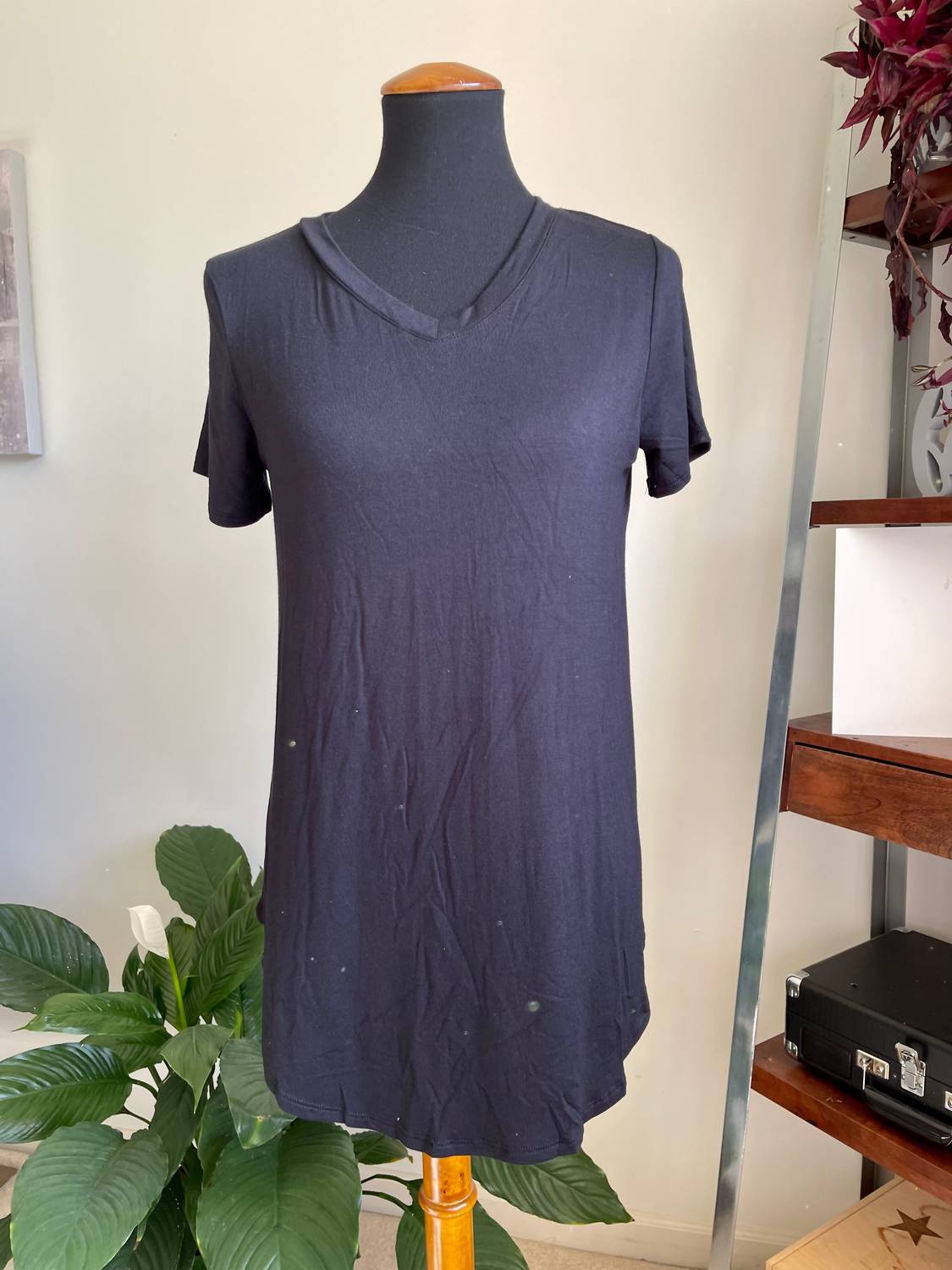 Shop Basic - Classic V Neck Tee