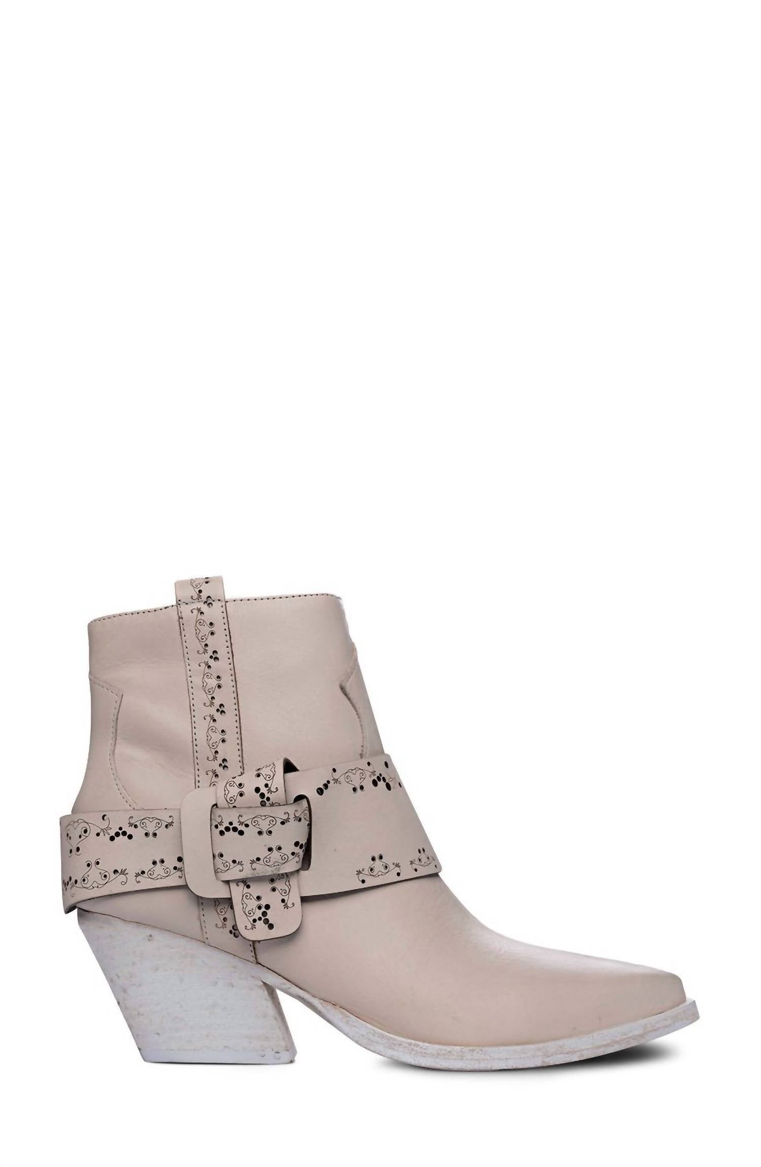 Golo - Tombstone Boots