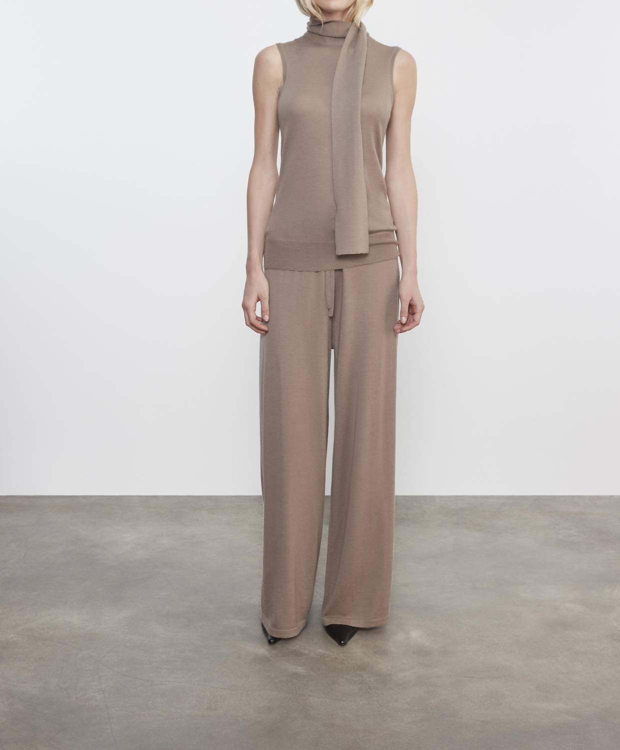 Enza Costa - TISSUE CASHMERE SLEEVELESS SCARF SWEATER