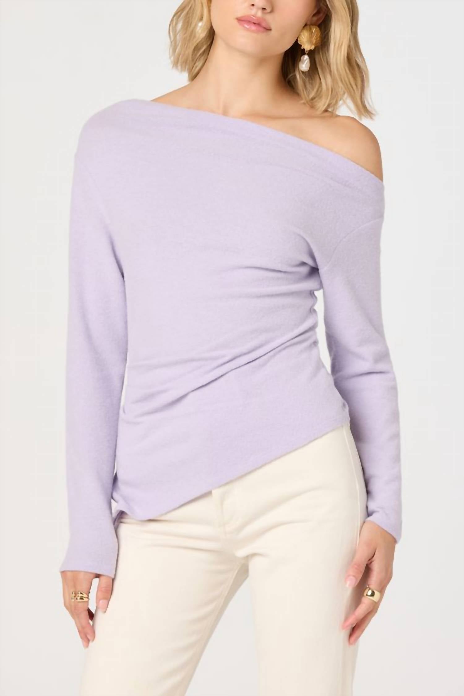 ASTR Miah Off-the-shoulder Top in lilac - women's long sleeve top