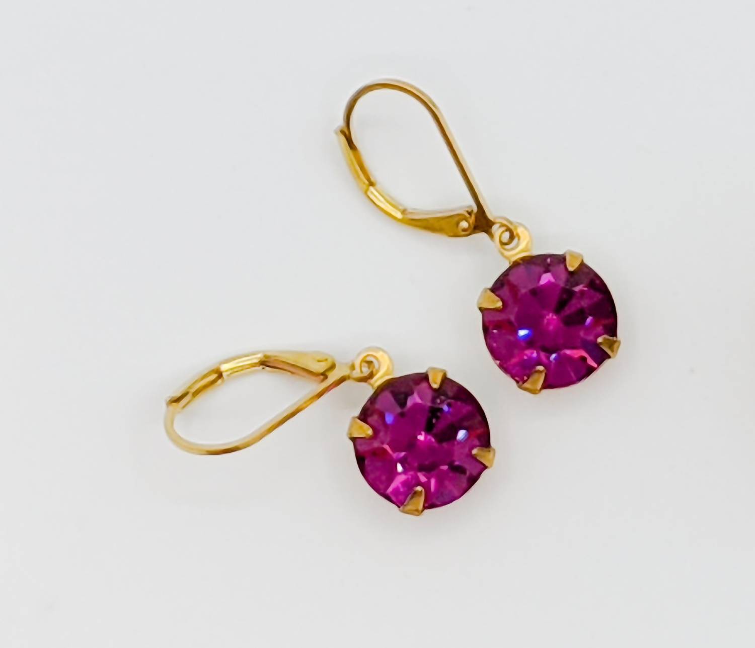 Cosette - Women's Fire Chaton Earrings