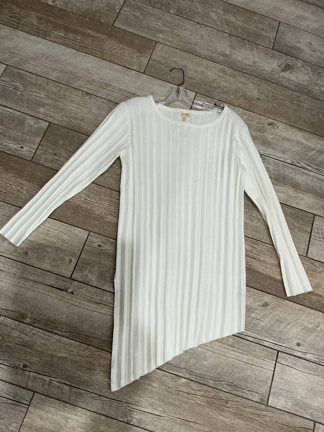 Mystree - Women's Diagonal Cut Sweater