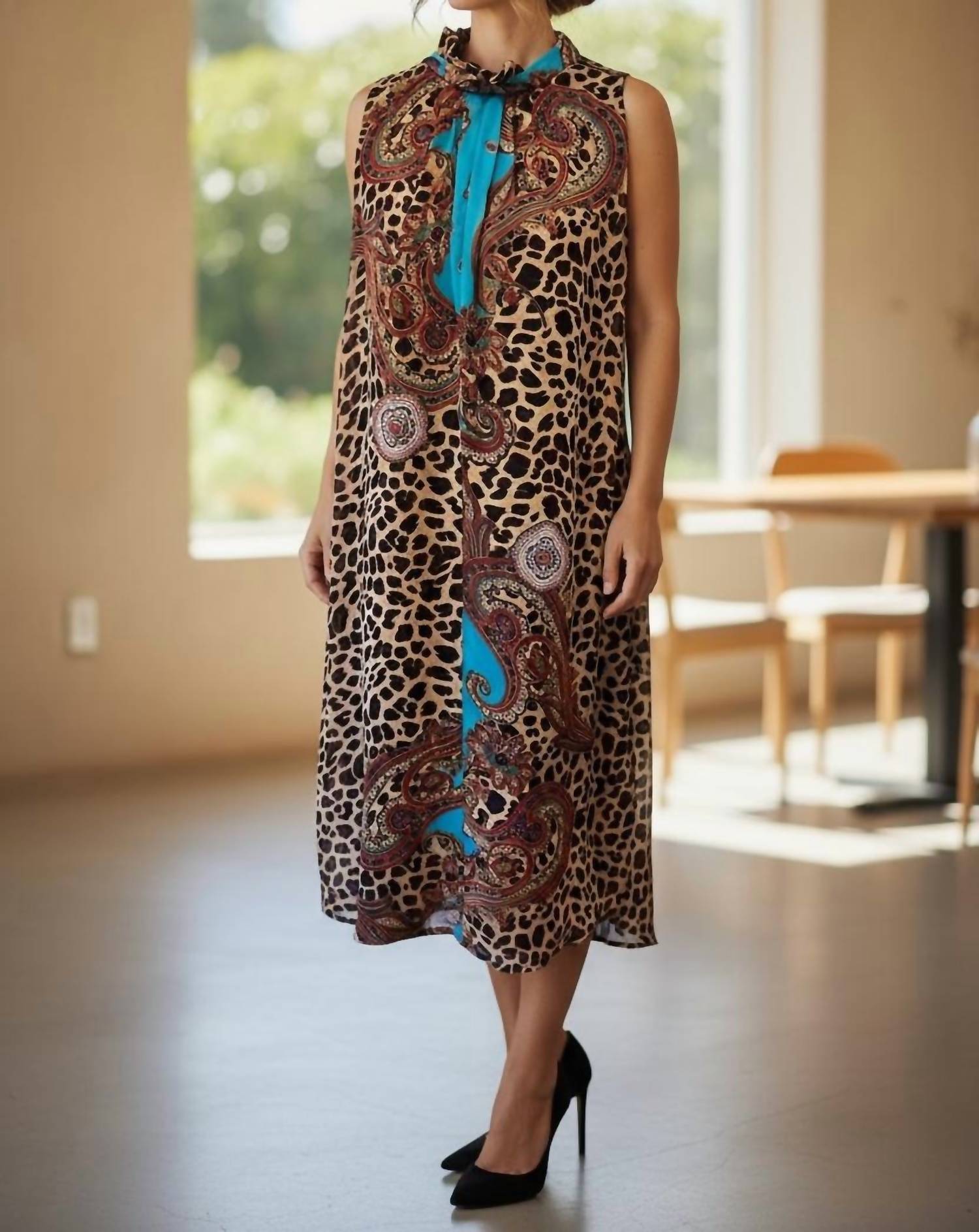 Diva Usa - Print Sleeveless Maxi Dress