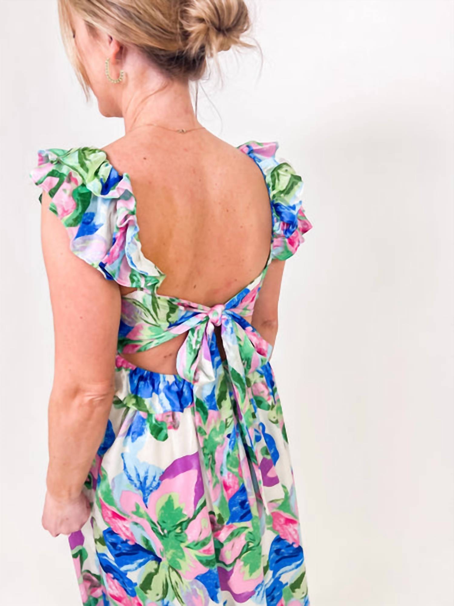 Meet Me In Santorini - Blossom Breeze Maxi Dress