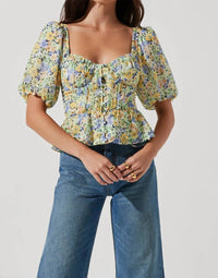ASTR Clairemont Top in yellow - women's blouse