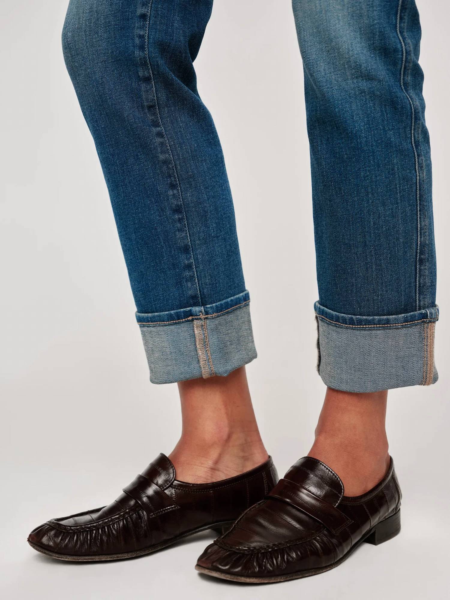 Dl1961 - Women'S - Mara Straight Mid Rise Cuff Jean