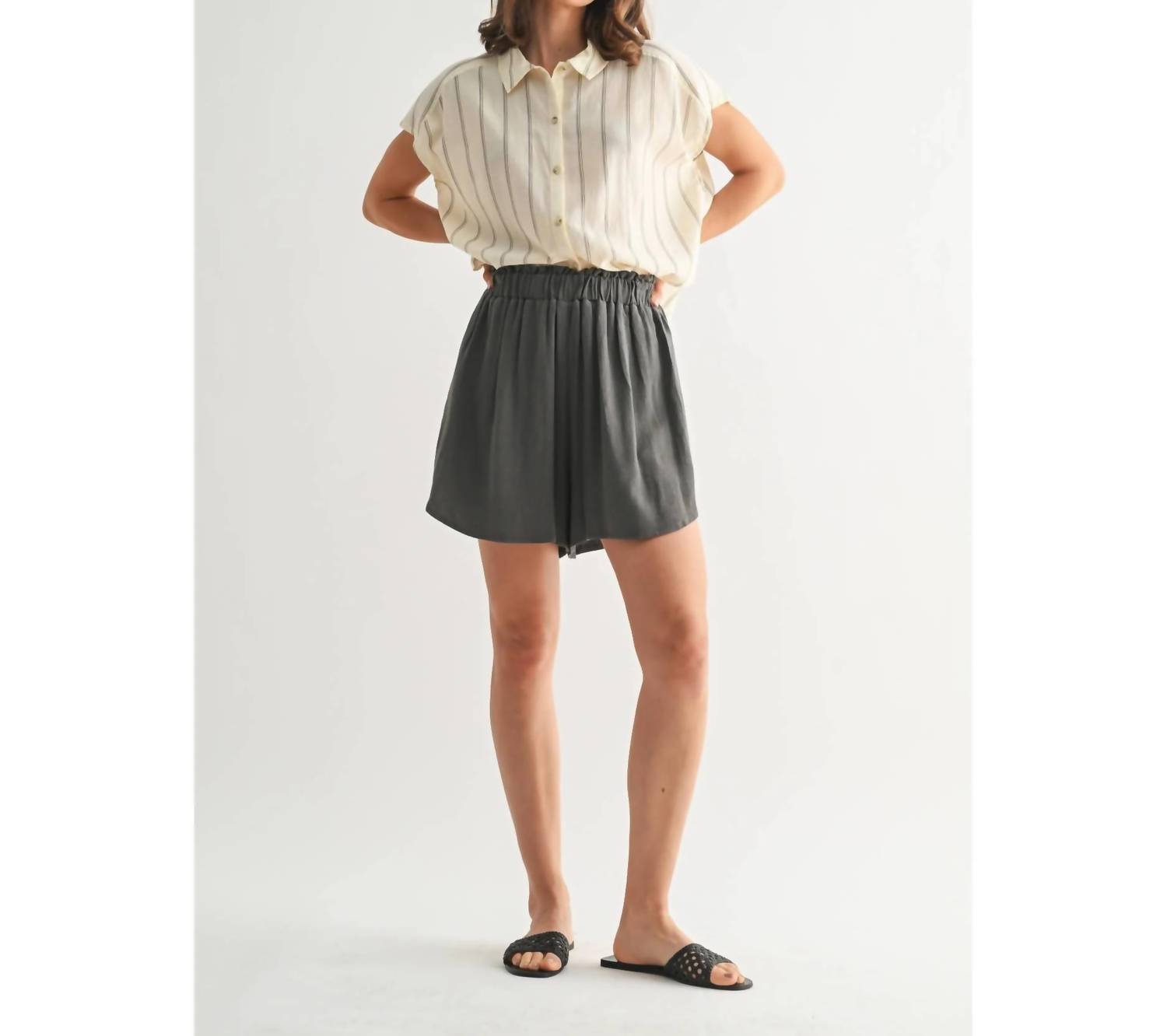 Fun 2 Fun - Flowy Linen Shorts