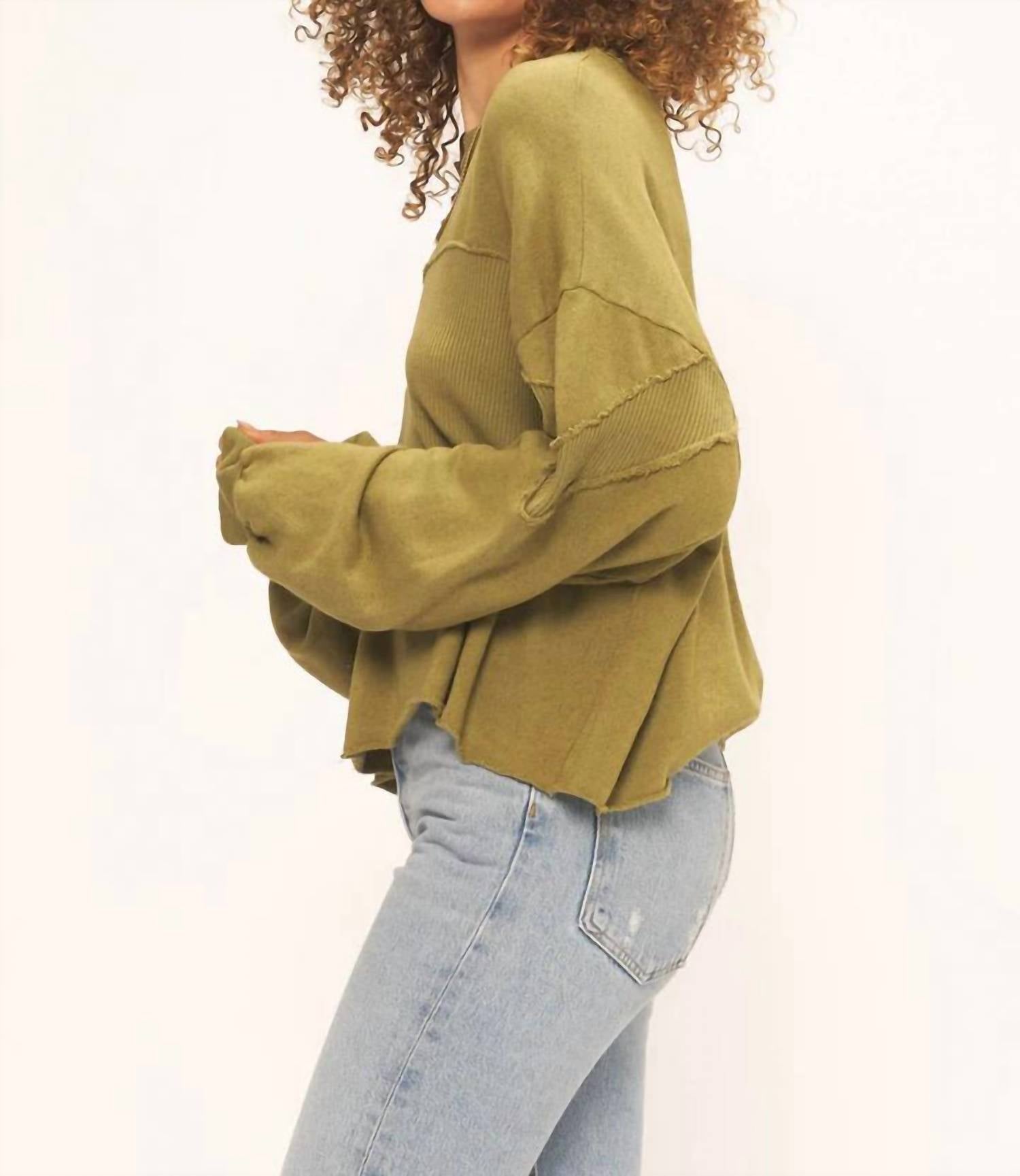 JAI SEAMED SWEATSHIRT