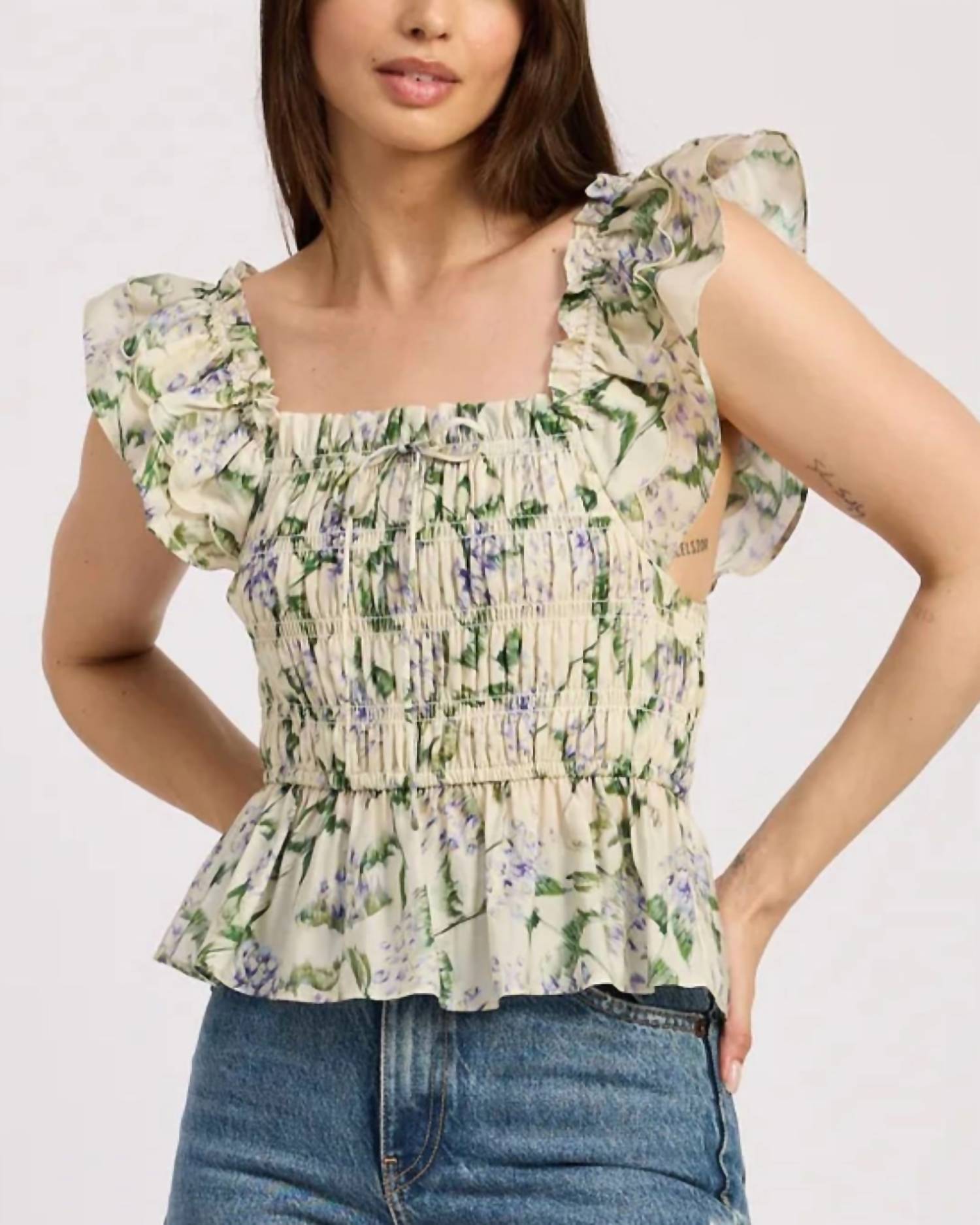 En Saison - Charleston Ruffle Sleeve Peplum Top
