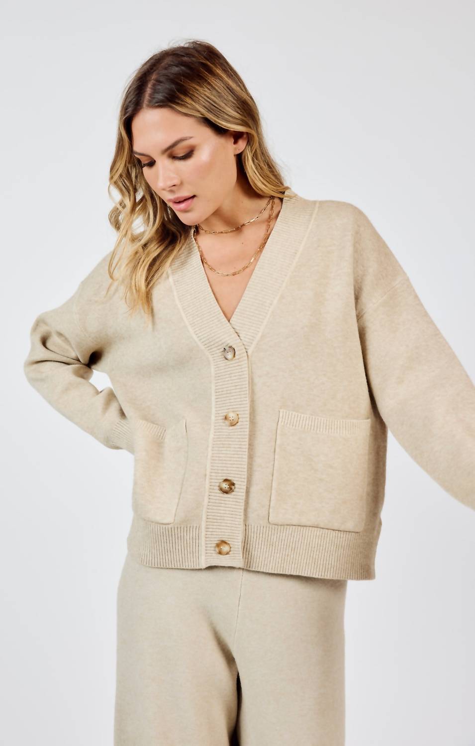 Sadie & Sage - Kelsie Button Front Cardigan With Pockets