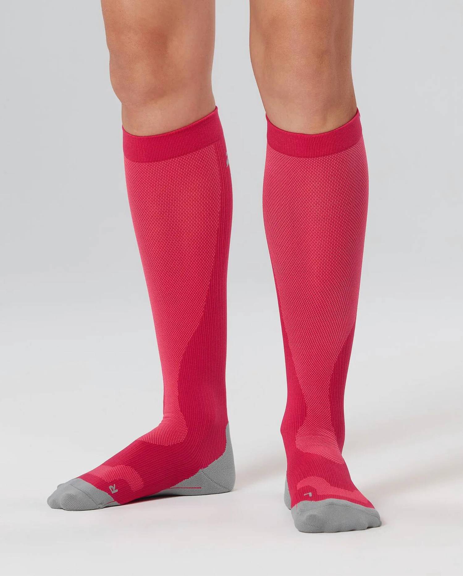 2XU Women's Compression Performance Run Sock in pink - women's accessory - detail view