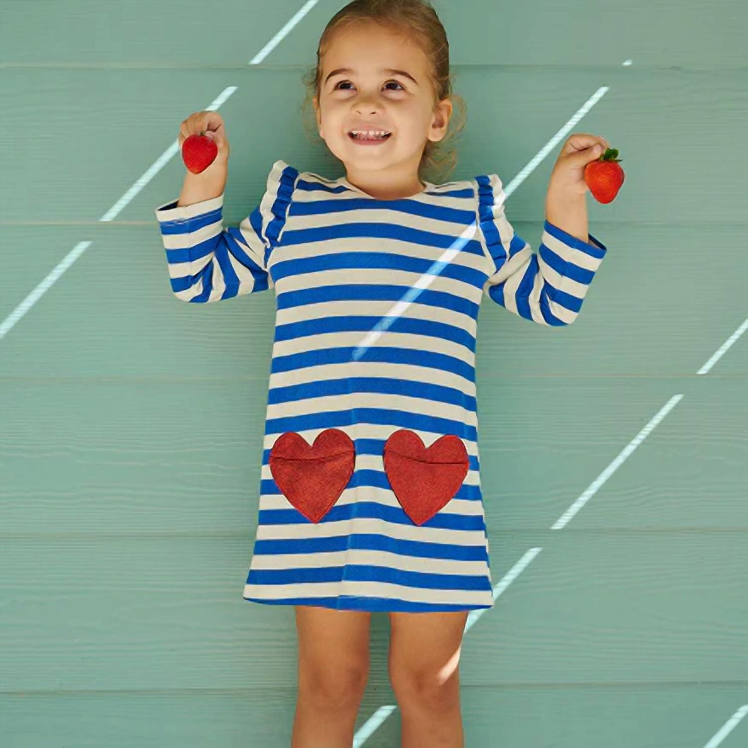 Magnetic Me - Peek-a-pocket Dress
