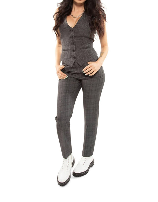 On This Day - Relaxed Taper Fit 5 Pocket Jeans