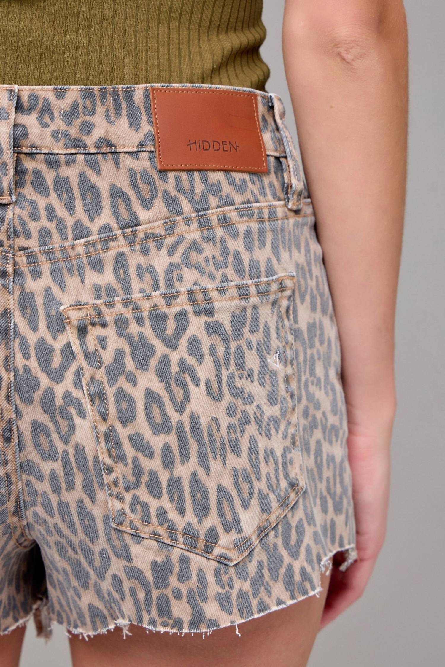 Hidden - Cheetah Print Jagged Hem Shorts