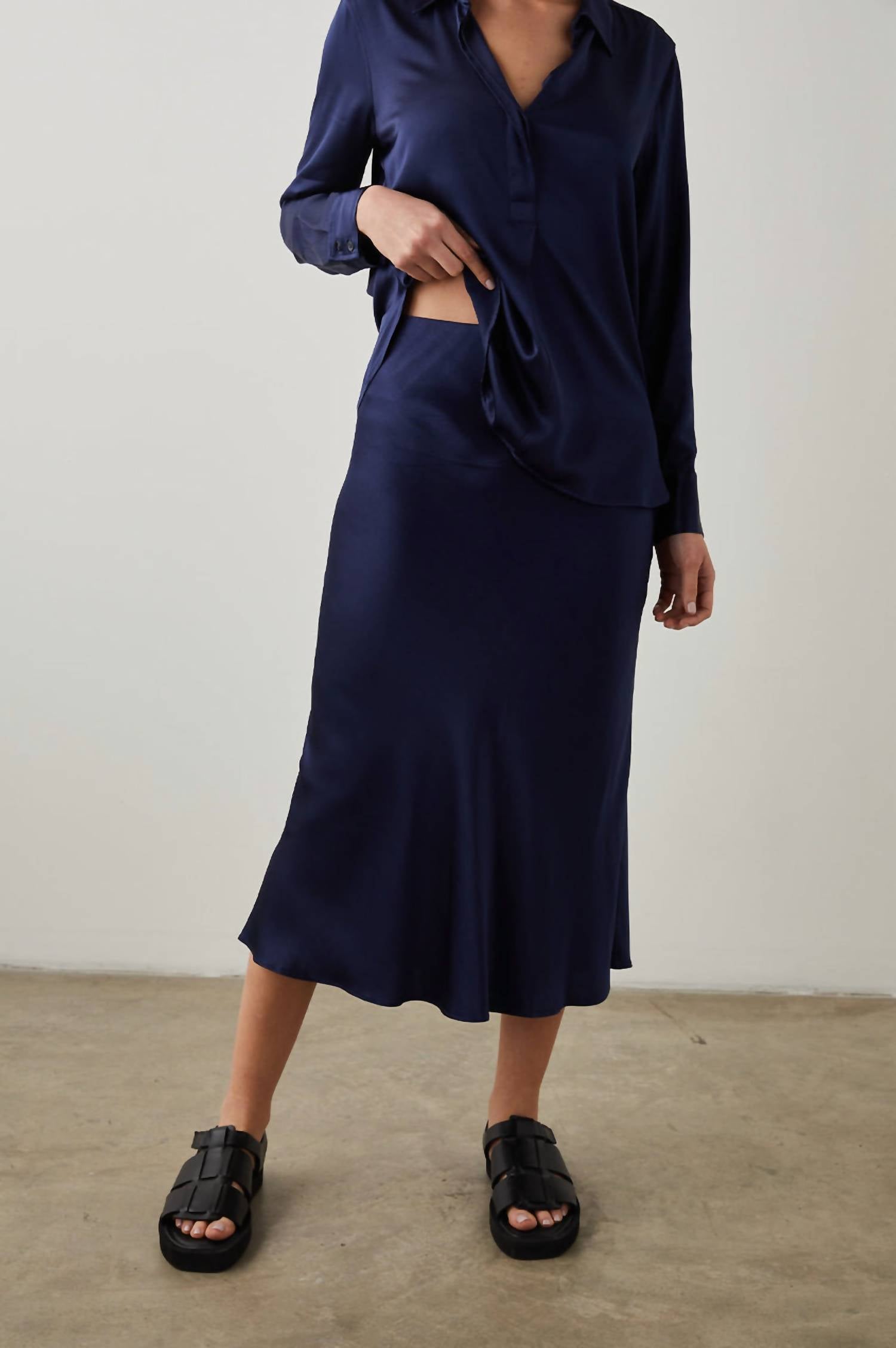 ANYA SKIRT