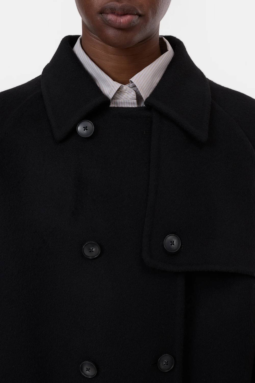 CLOSED Cropped Trench Coat in black - women's jacket - alternate view