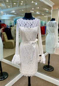 Nue By Shani - Lace Bell-sleeve Sheath Dress