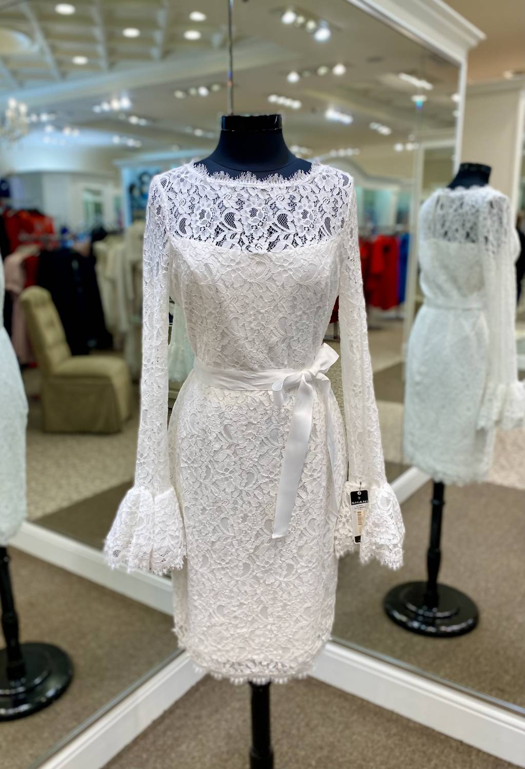 Nue By Shani - Lace Bell-sleeve Sheath Dress