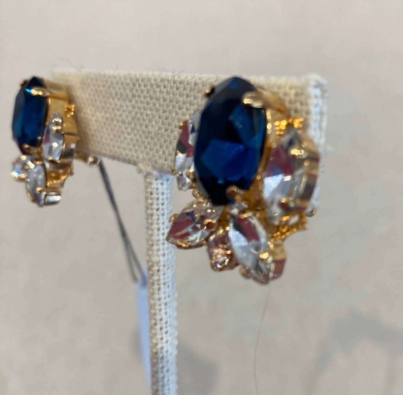 Anton Heunis - Cluster Button Omega Clasp Earring