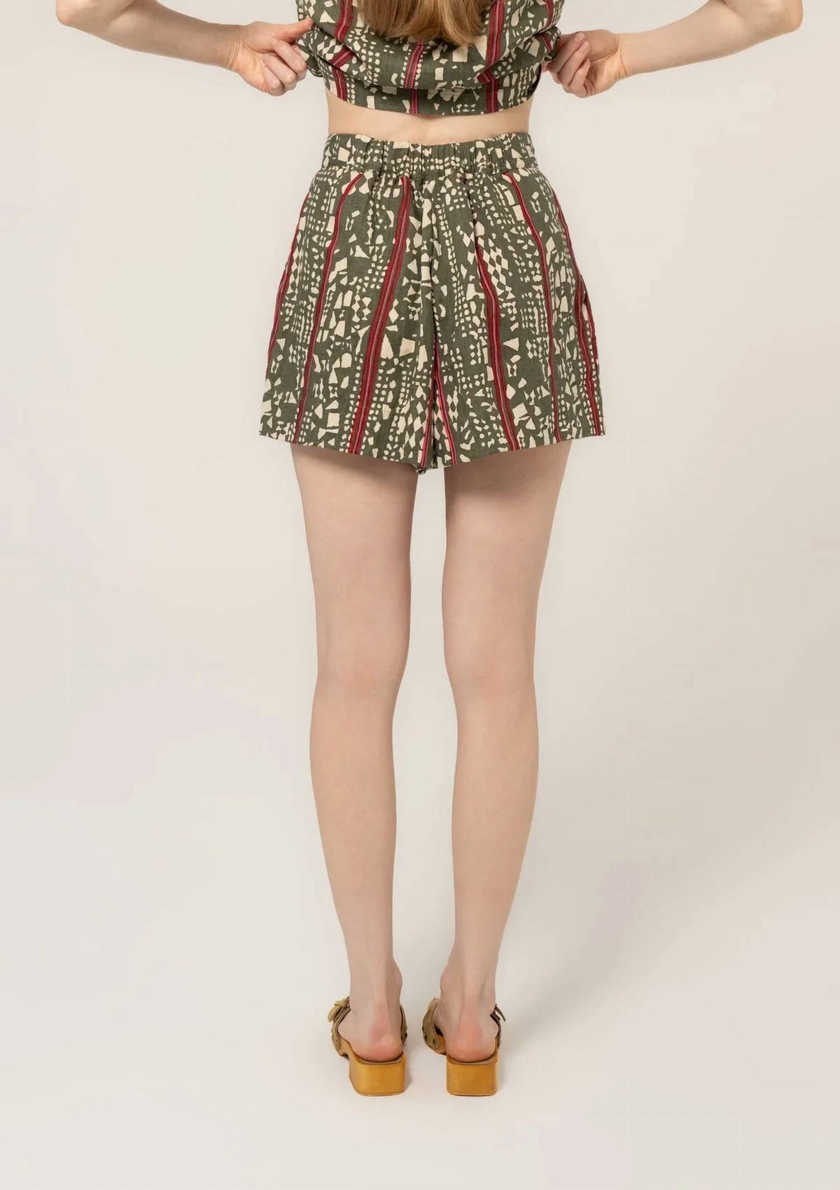 Bel Kazan - Lora Shorts
