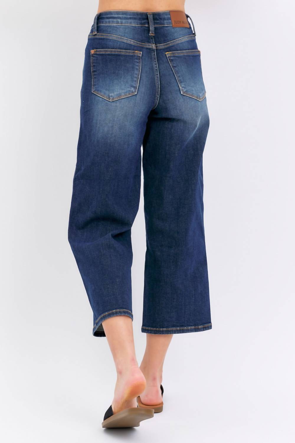 Judy Blue Harper Cropped Wide Leg Jean in blue - women's jeans - detail view