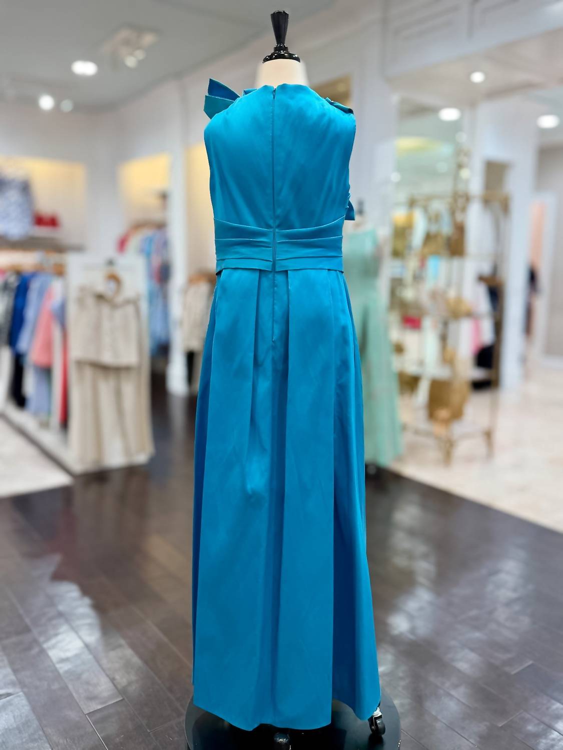 Talbot Runhof - Women's Flower Evening Ballgown