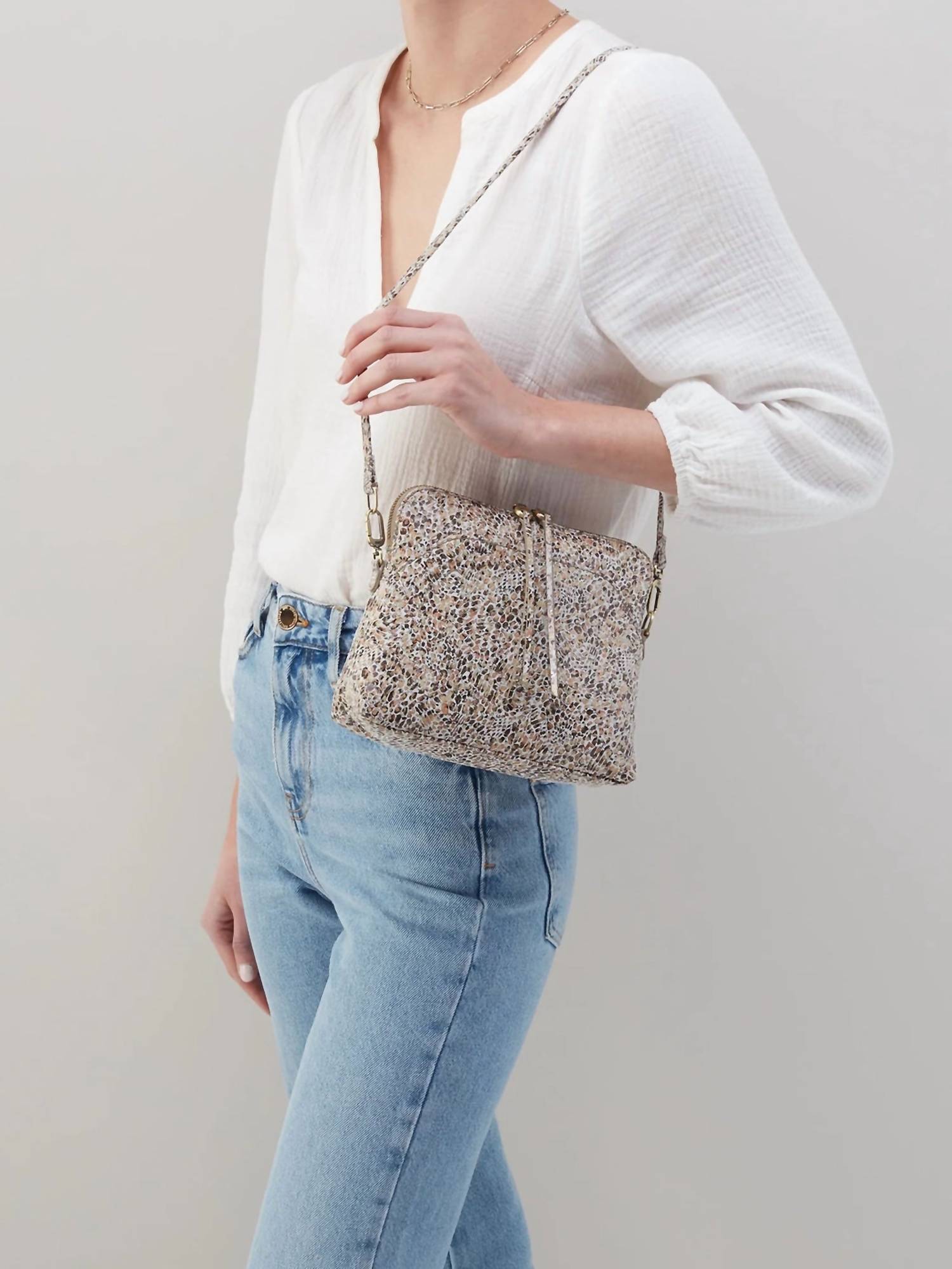 Hobo - Women's Reeva Vintage Hide Crossbody Bag