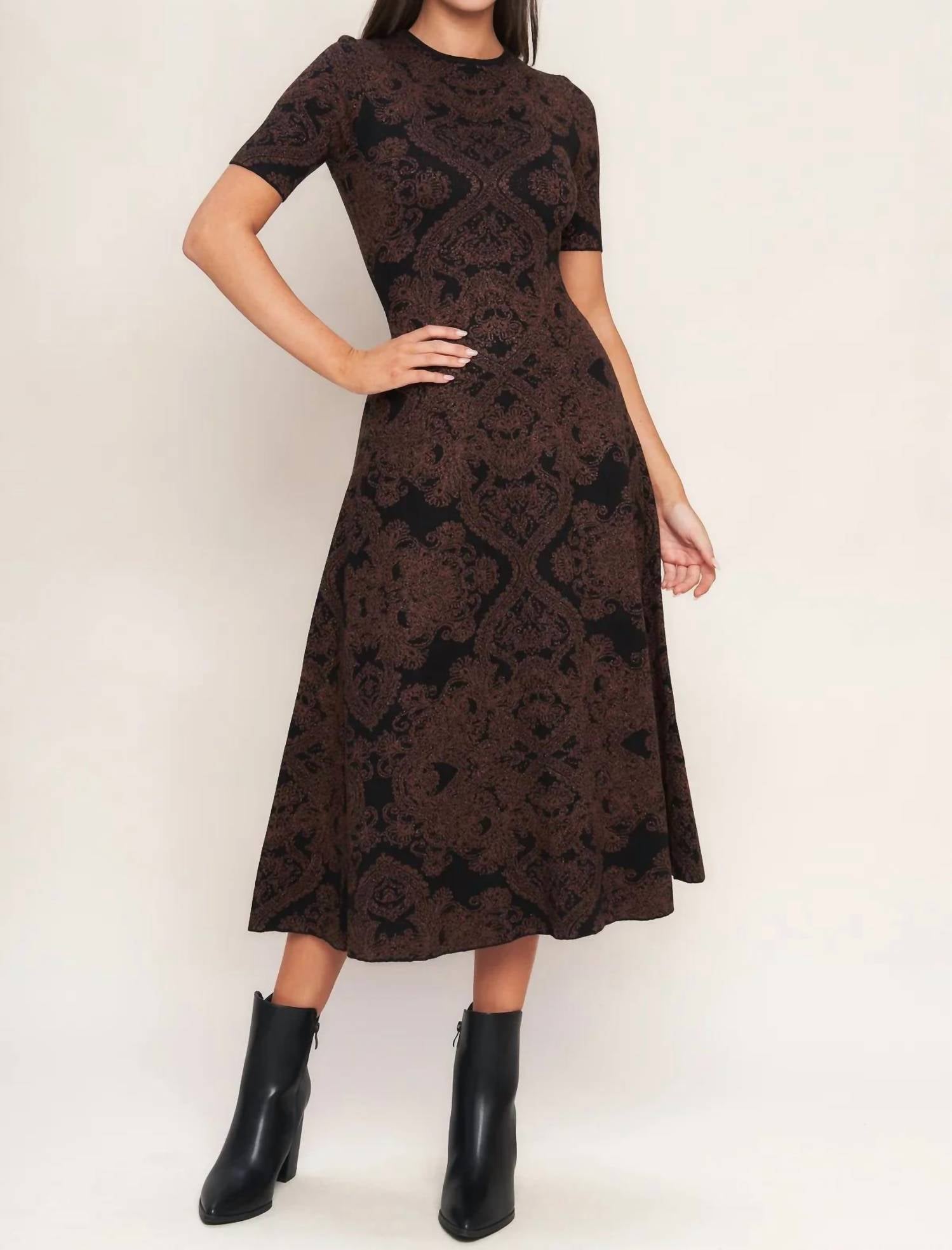 Flying Tomato - Dahlia Jacquard Sweater Knit Metallic Midi Dress