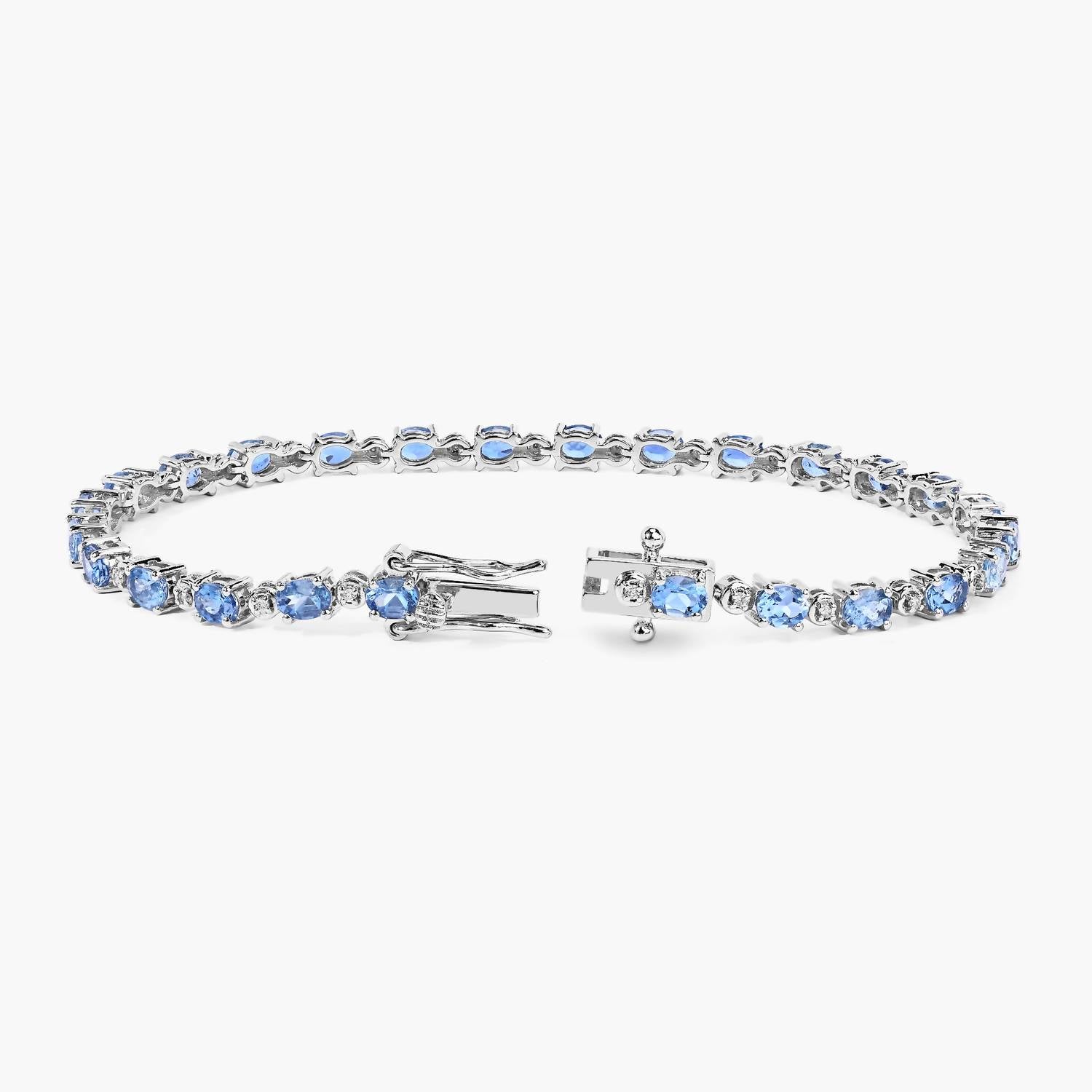 Diana M Jewels Women's Oval Natural Aquamarine Bracelet (4.28 Ct) - Statement in 14k white gold - women's jewelry - detail view