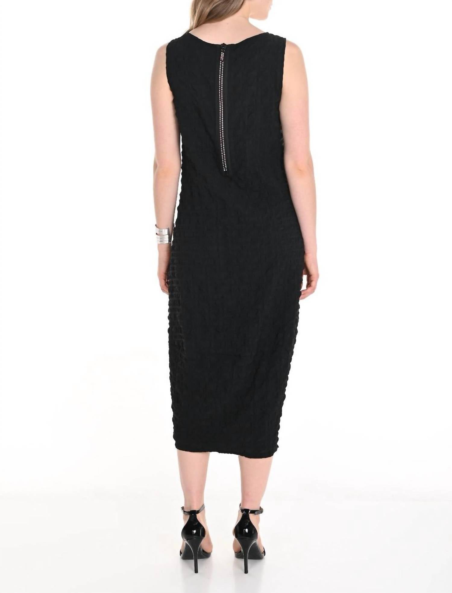 Frank Lyman - Bubble Textured Cocoon Dress