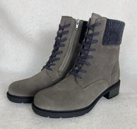 Clarks - Women's Hearth Sky Lug Sole Boot
