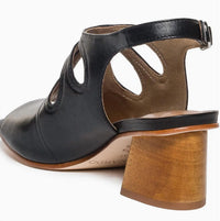 Bernardo - Women's Lainey Sandals