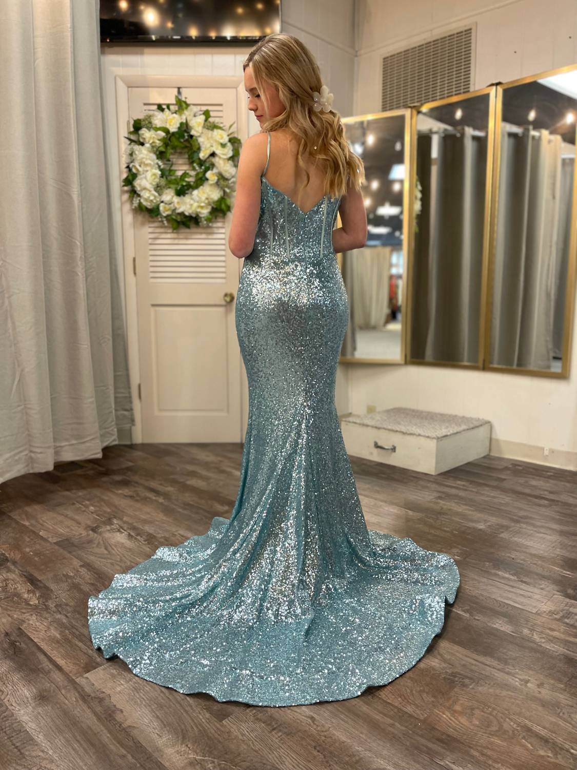 Sherri Hill - V Neck Mermaid Dress