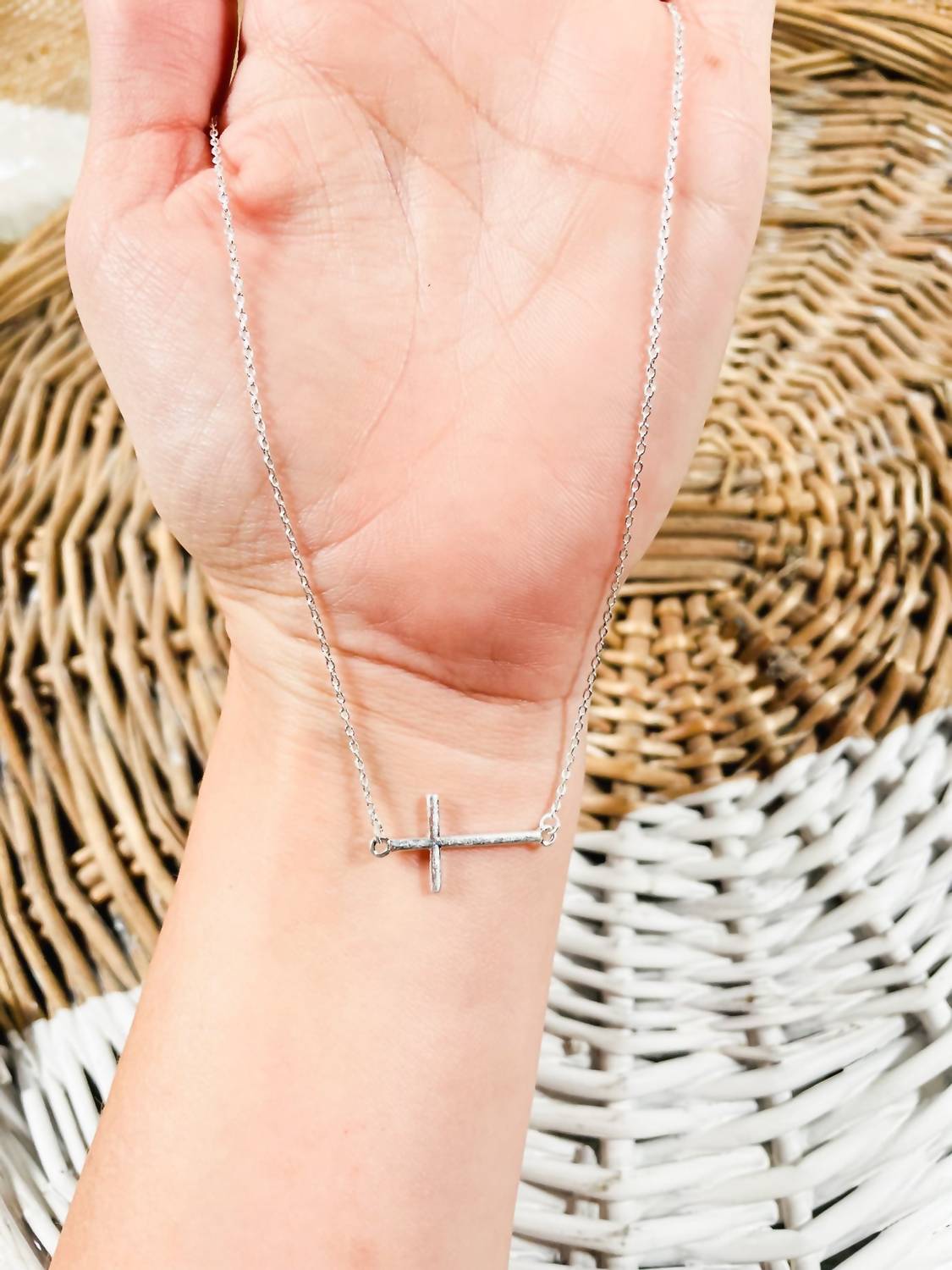 White Label - Women's Tiny Cross Necklace
