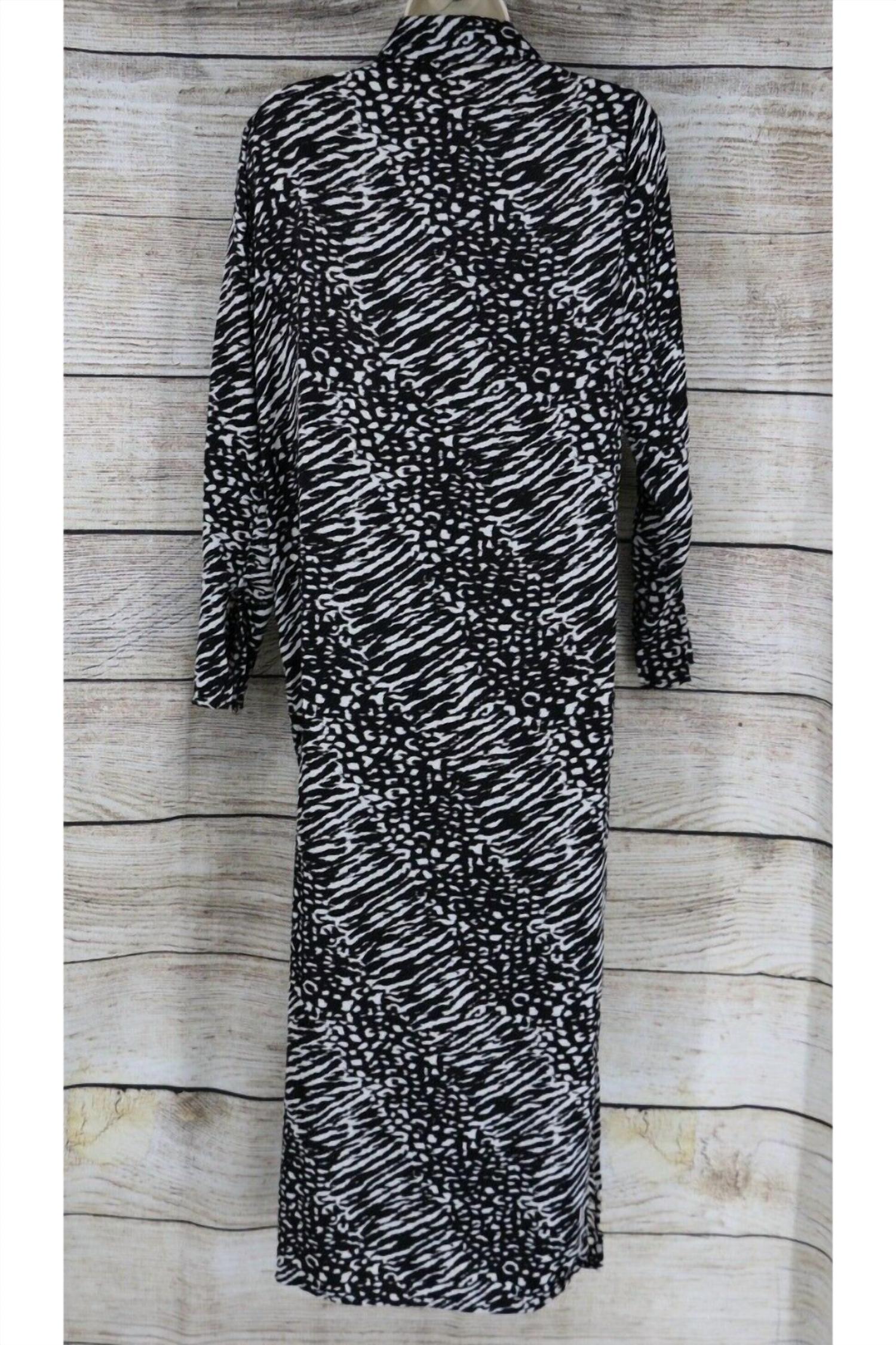 Fashion Nova - Women's Tiger Stripe Open Cover Up