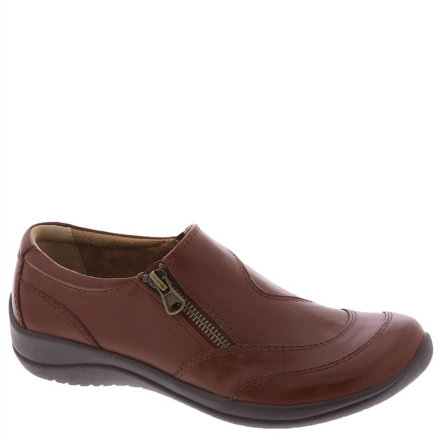 Earth Shoes - Women's Farraday Round Toe Casual Slip-on Flats