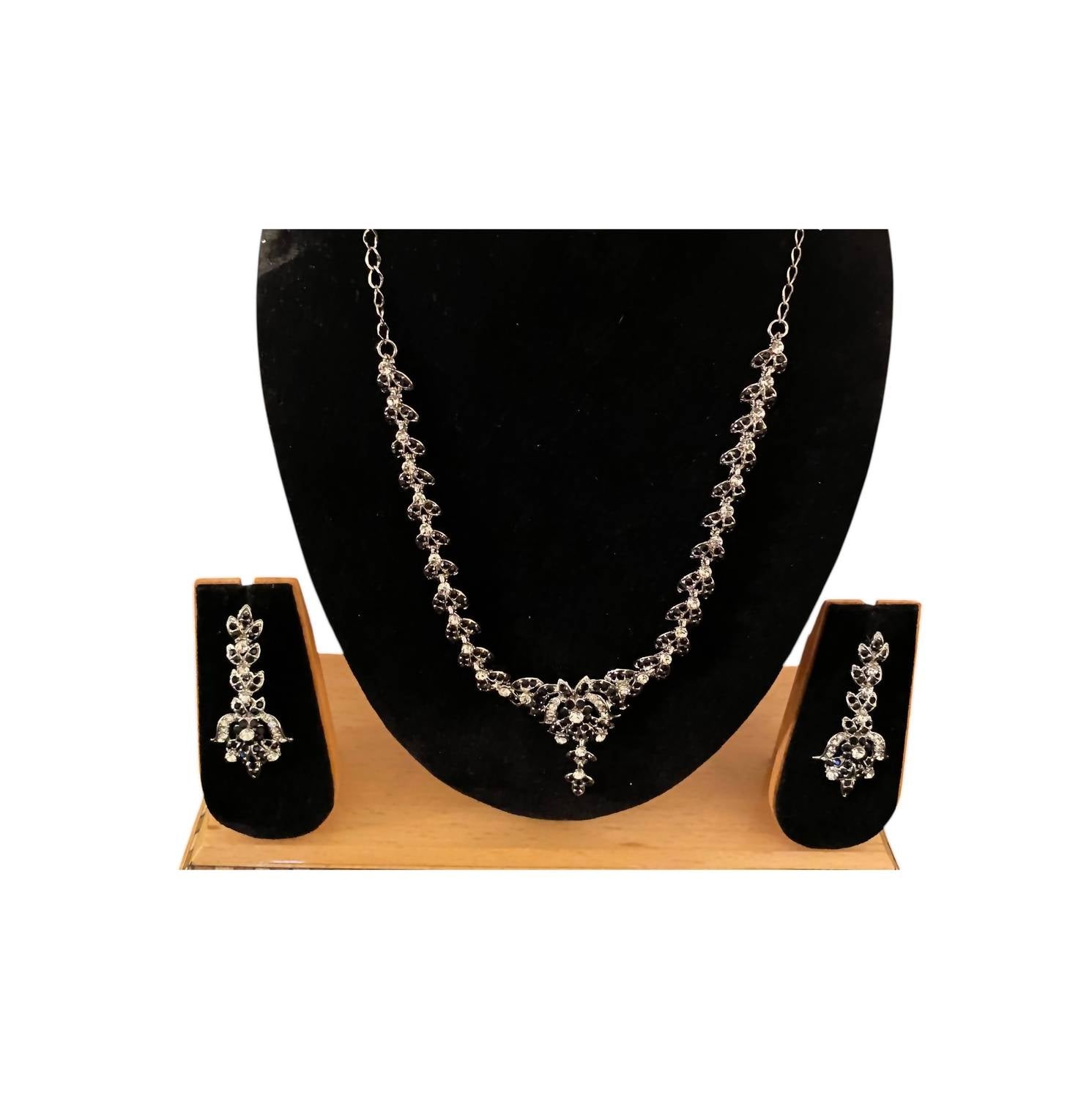 Donna Vinci - Women's J150 Necklace And Earrings Jewelry Set