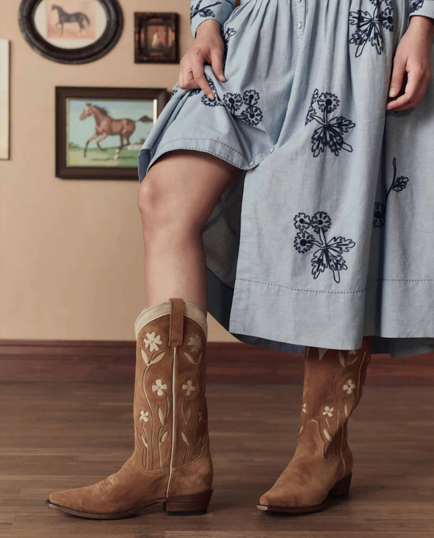 The Great. - Women's Cowboy Suede Boot