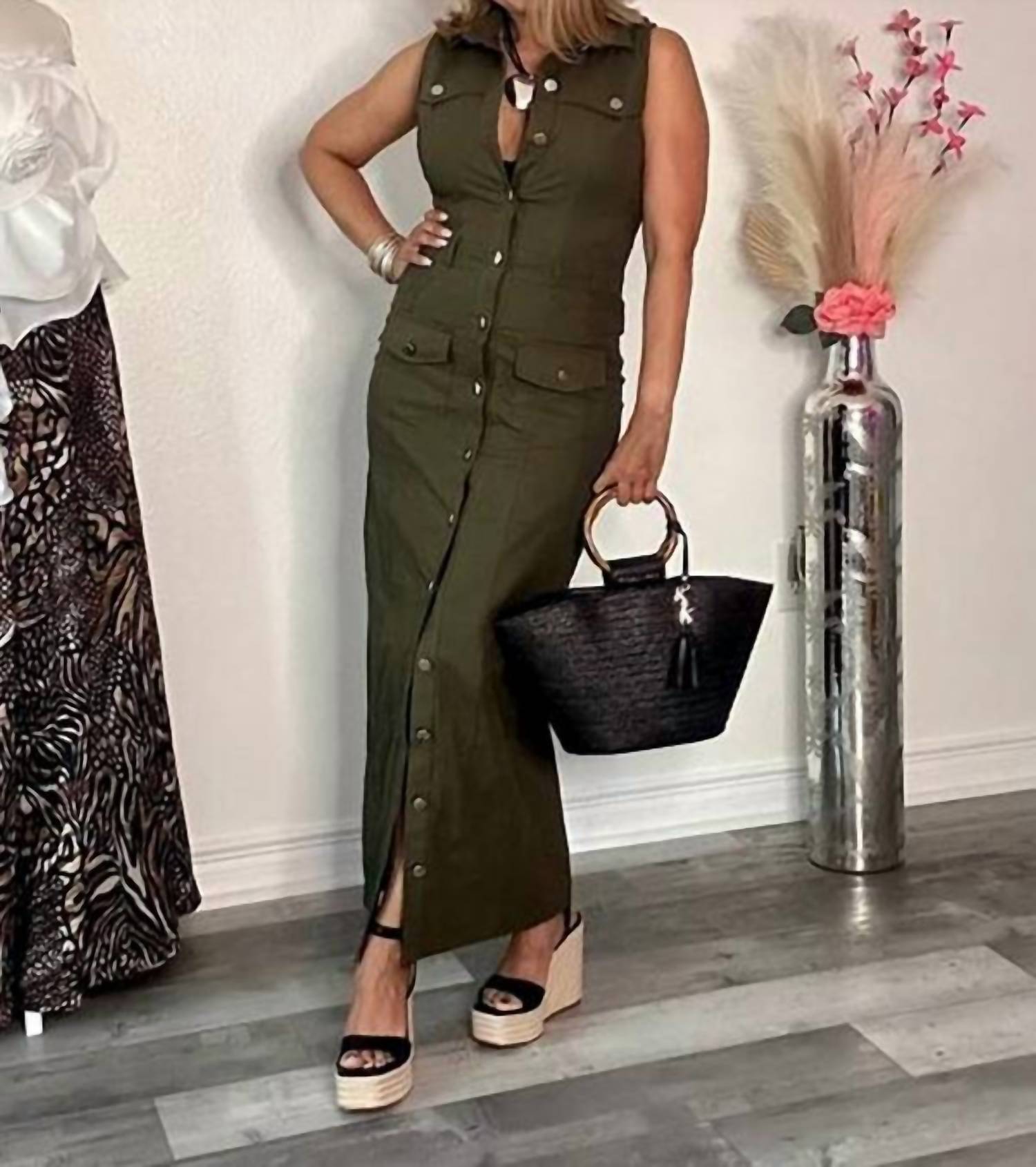 Lizette Collection - Sleeveless Cargo Maxi Dress