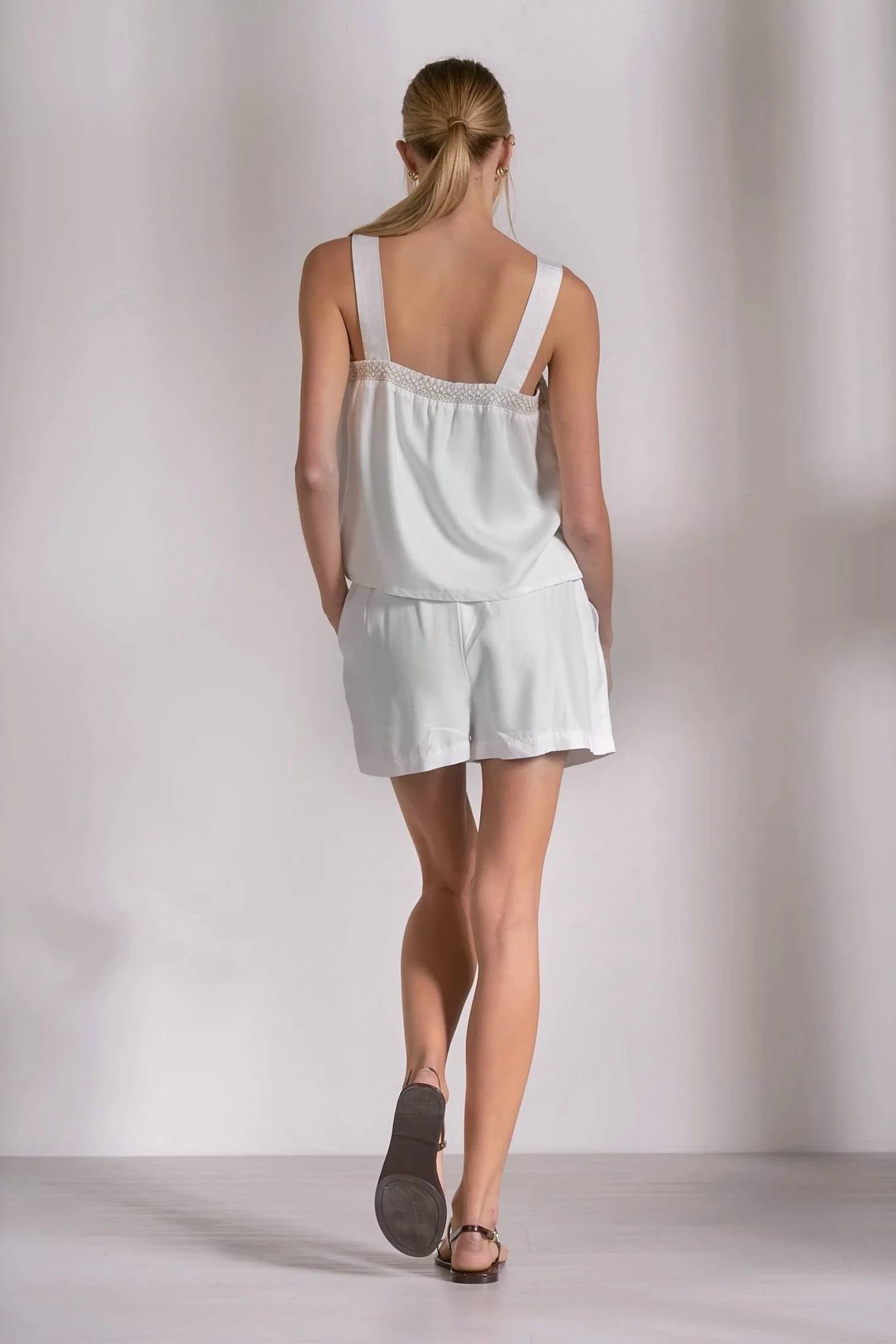 Elan - Callie Elastic Waistband Shorts
