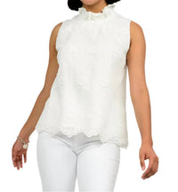 Ivy Jane - 3D scallop border top