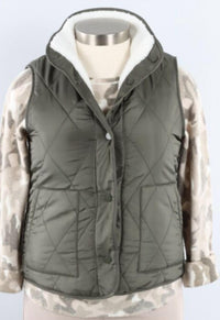 Charlie B - Women's Reversible Puffer Vest