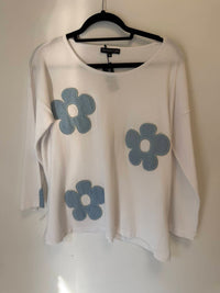 French Kyss - Women's Daisy Pullover Sweater