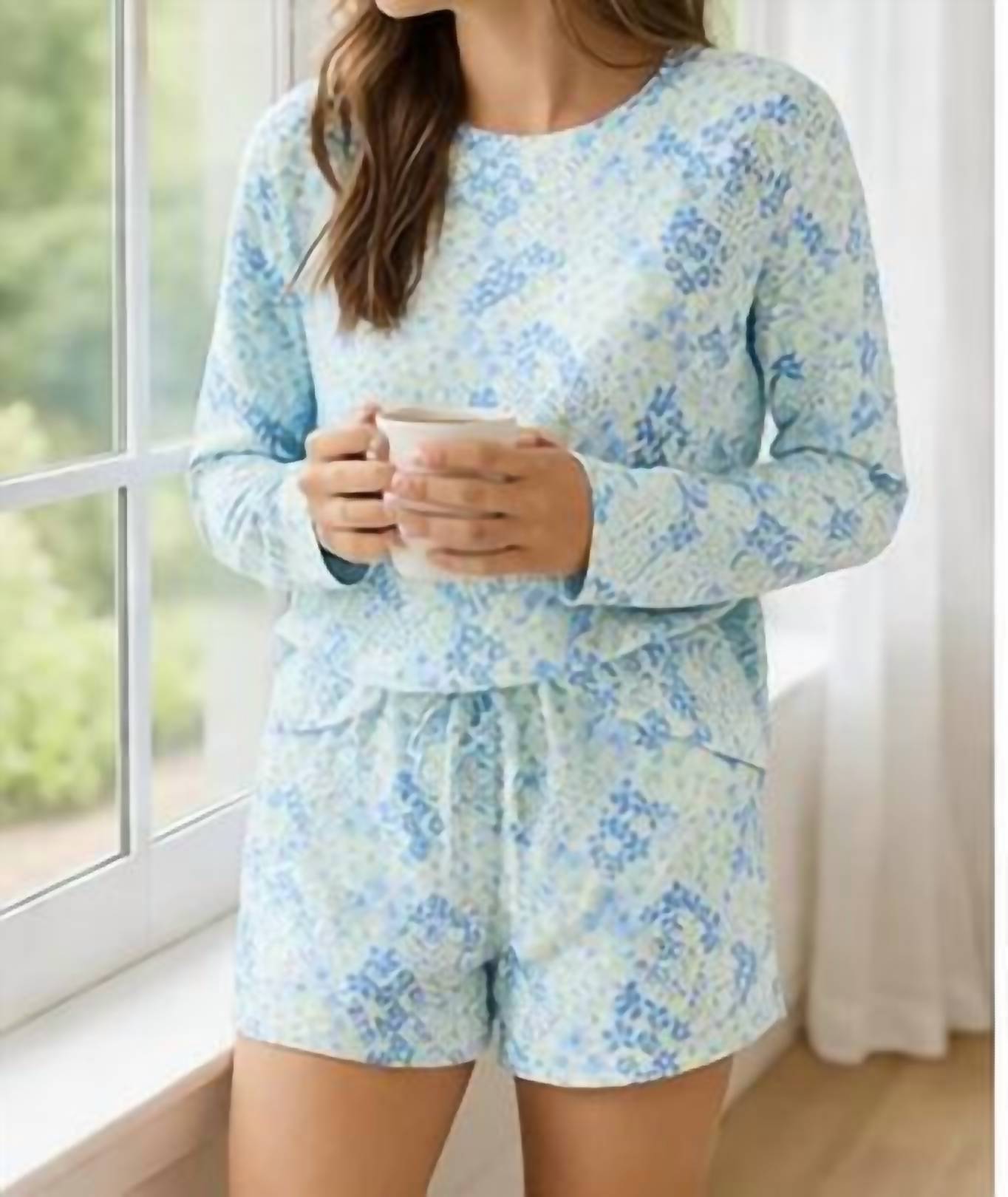 Mary Square - Pajama Shorts Set