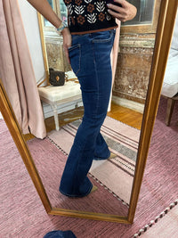 Lovervet - Mid Rise Flare Jeans