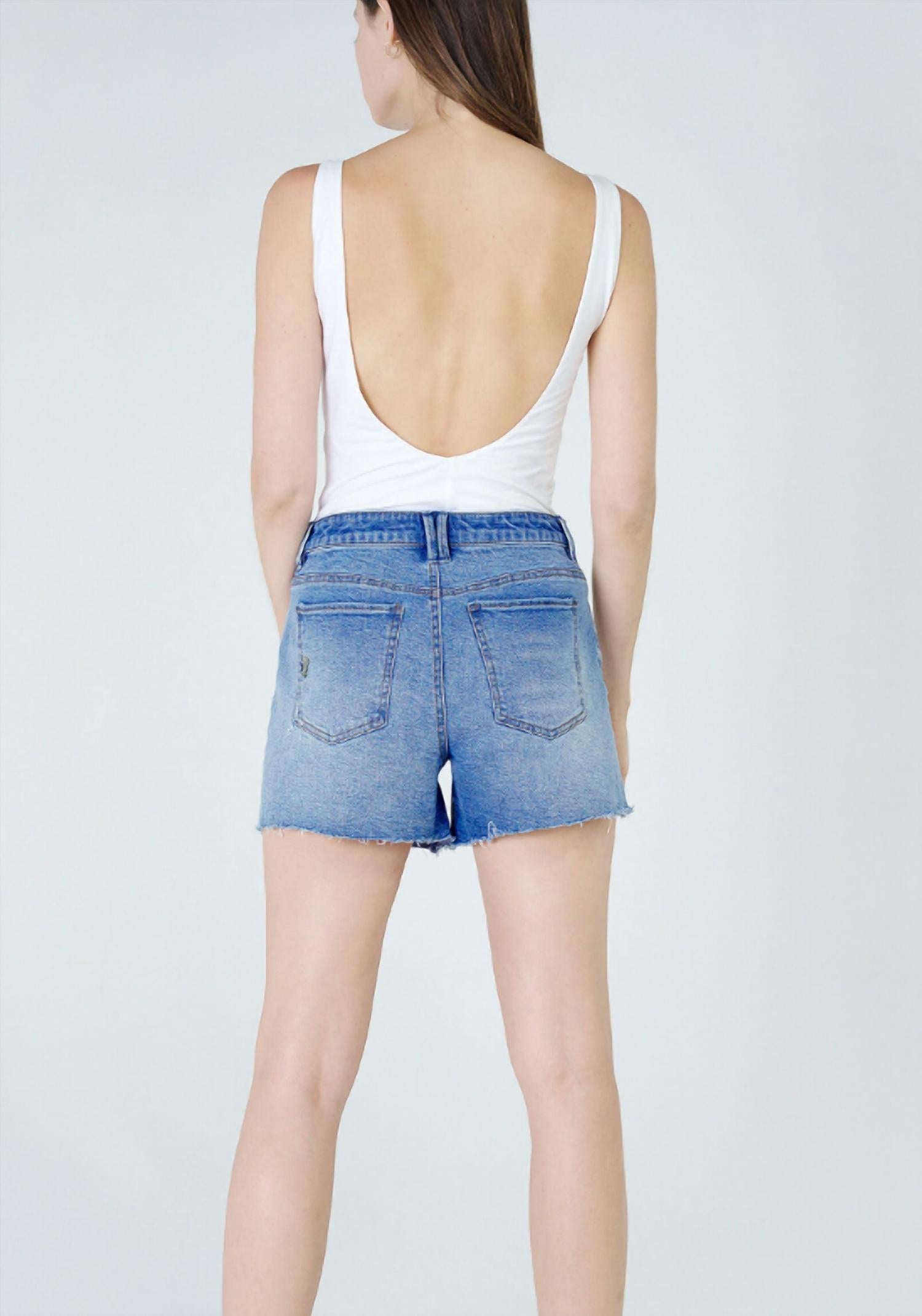 EMMA High Rise Mom Short