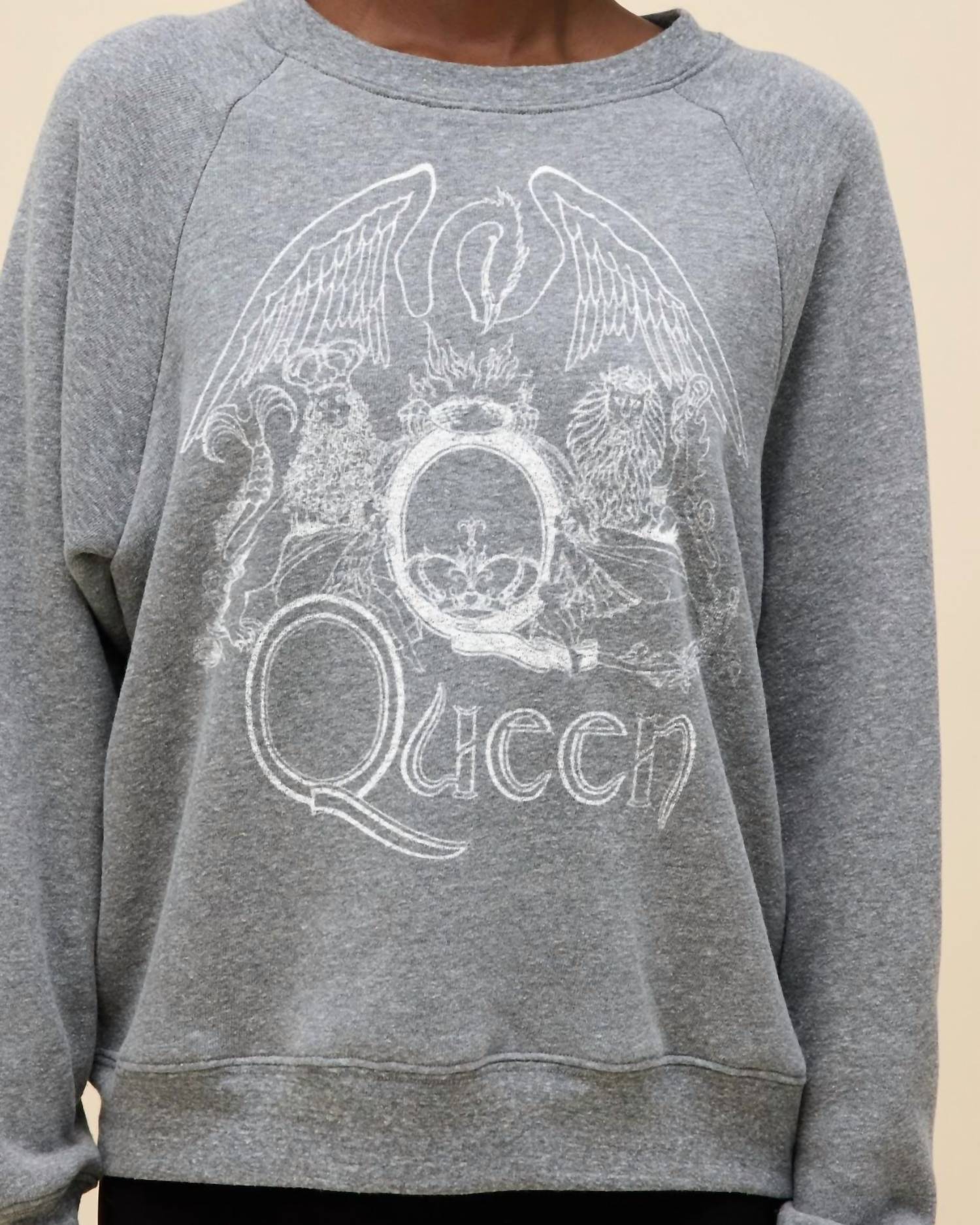 Daydreamer - Queen Crest Vintage Raglan Sweatshirt