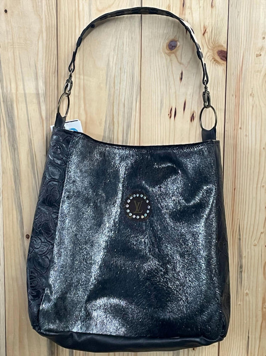 Keep It Gypsy - Embossed Purse
